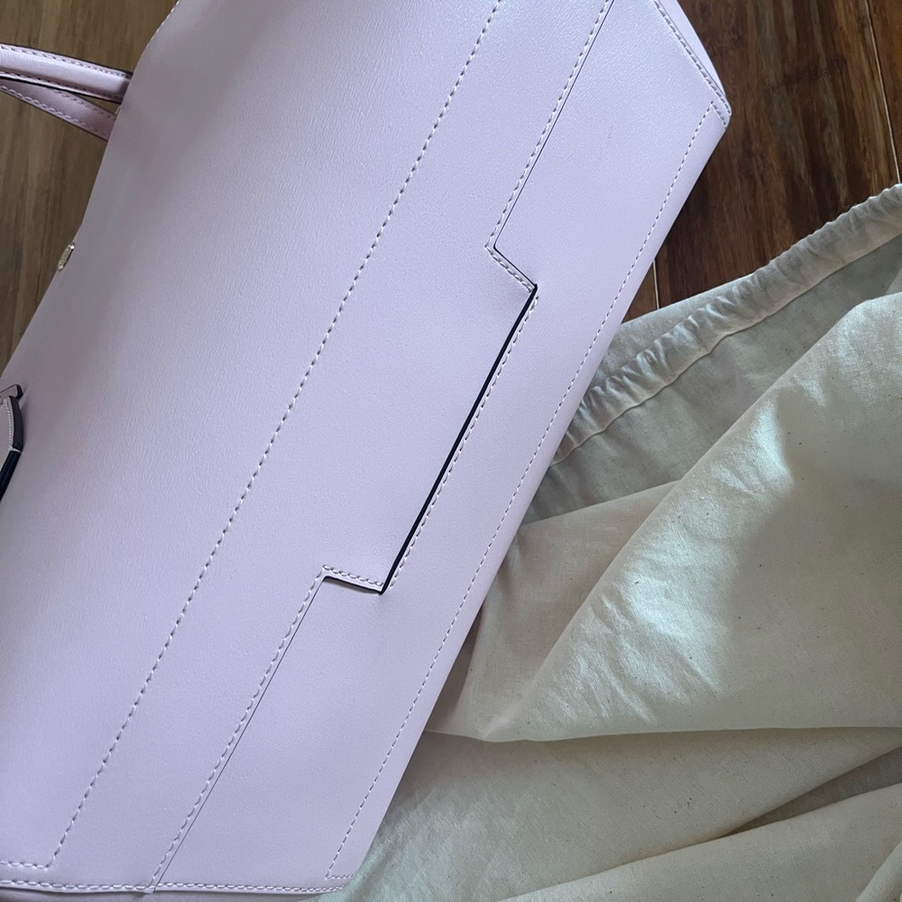 Tory Burch Light Pink Tote Bag - Picture 5 of 15